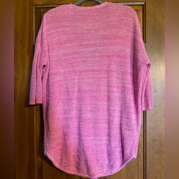 Express pink and white v-neck sweater - Picture 2 of 2